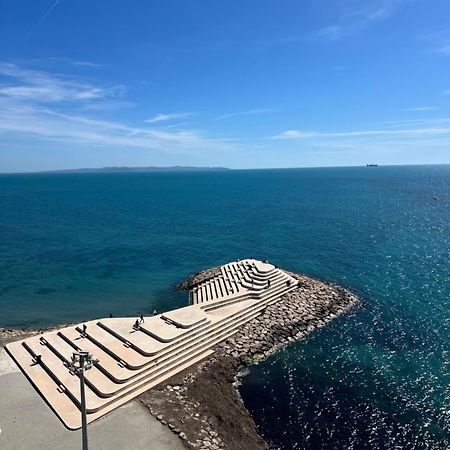 Sea View Apartments Durrës Buitenkant foto