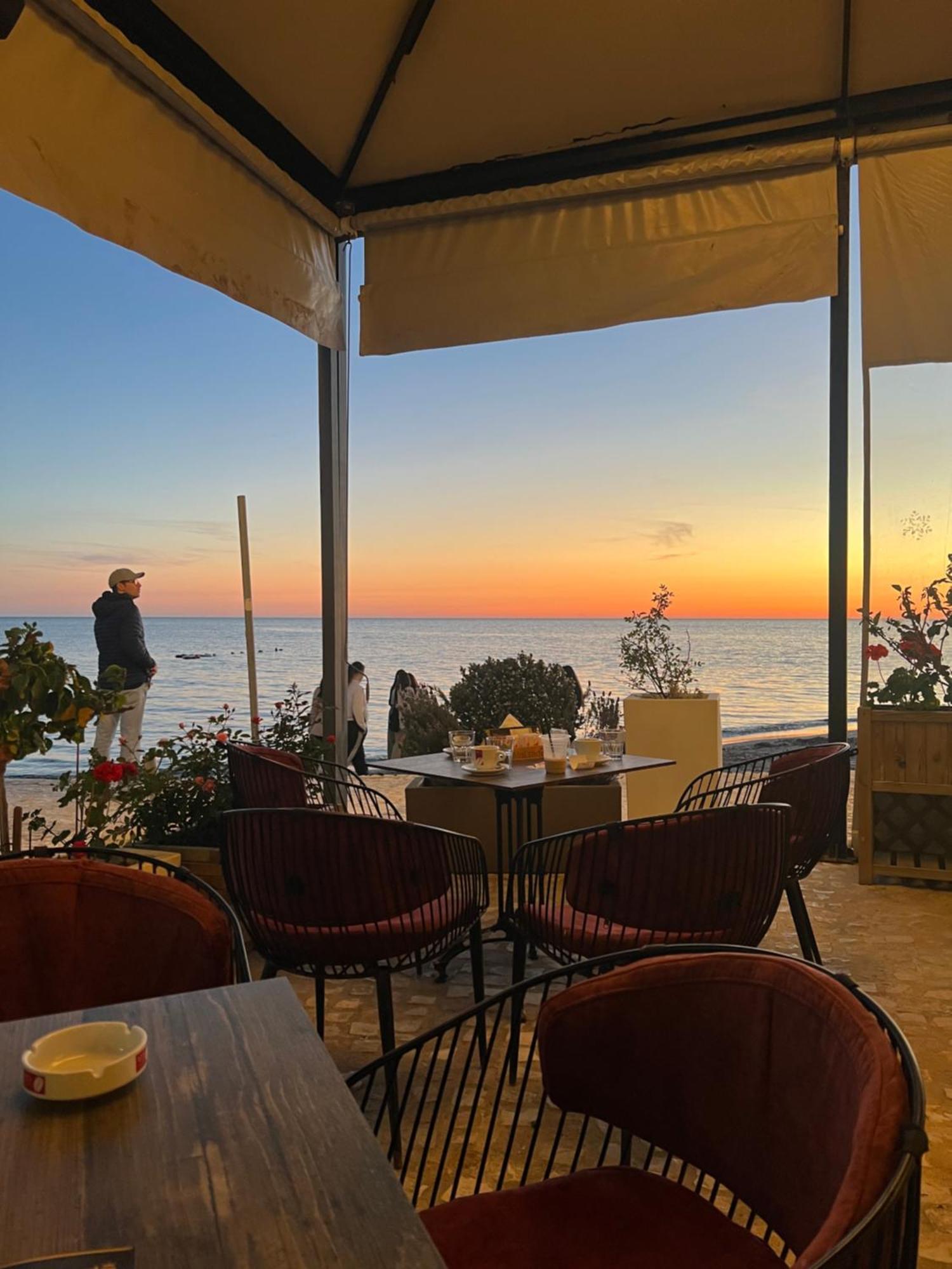 Sea View Apartments Durrës Buitenkant foto