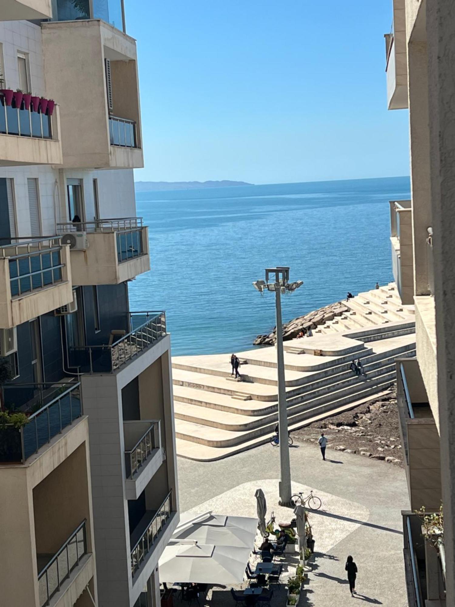 Sea View Apartments Durrës Buitenkant foto