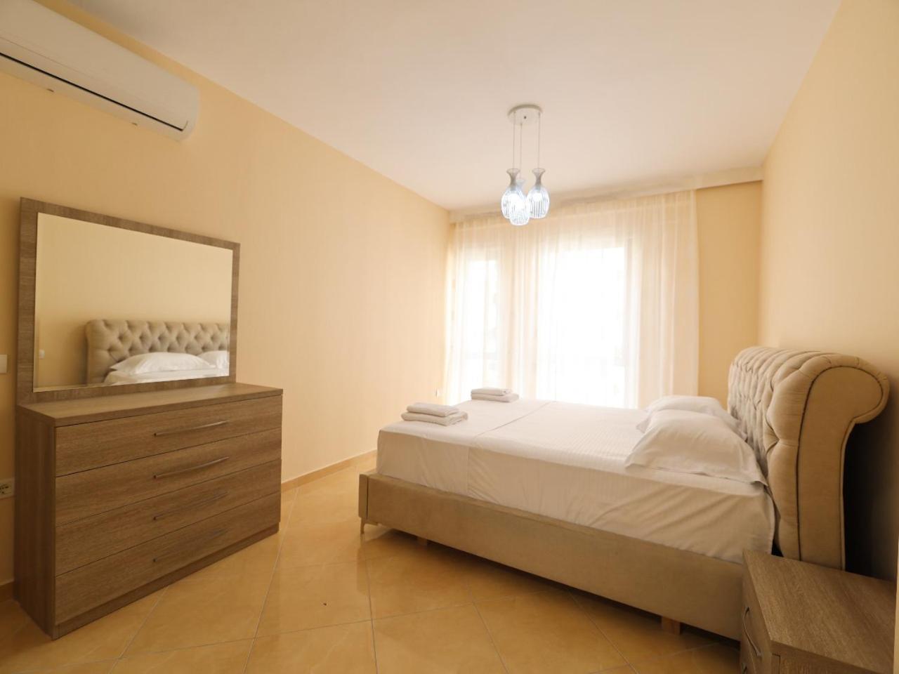 Sea View Apartments Durrës Buitenkant foto